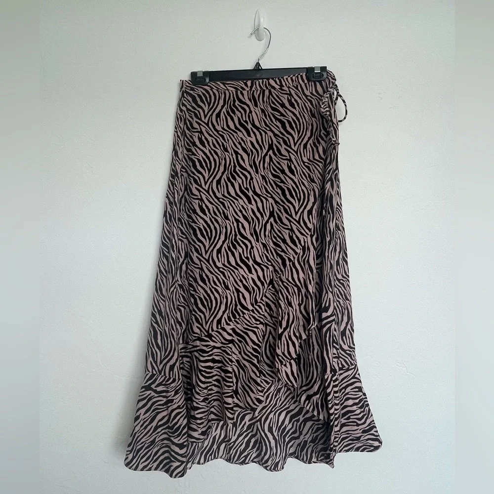 NEW! NWT Midi-length Neutral Animal-print Statement Wrap Skirt by Crescent - Picture 2 of 4